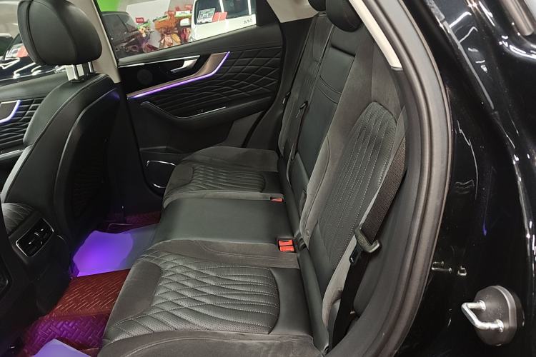 Used Hongqi HS5 2022 Revised Version 2.0T Smart Connect Flagship Edition
