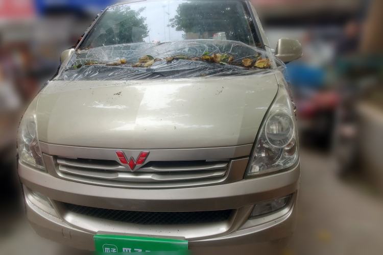 Used Wuling Rongguang 2014 1.2L S Base Model
