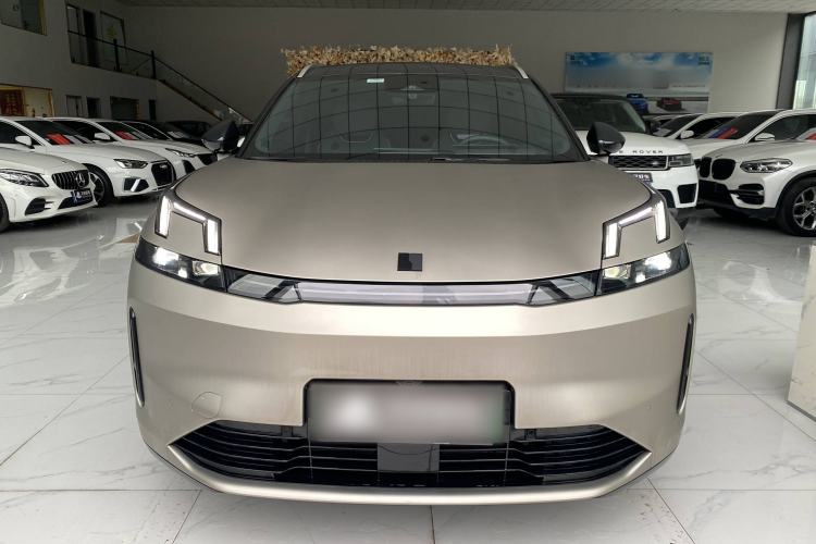 Used Lynk & Co 08 EM-P 2023 245km Ultra-Long Range Halo
