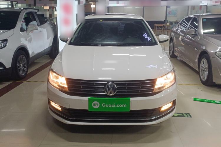 Used Volkswagen Lavida 2015 1.6L Automatic Comfort Edition