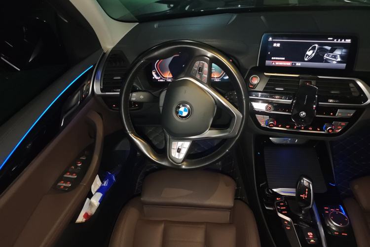 Used BMW X3 2021 Facelift xDrive25i Luxury Package Steering Wheel