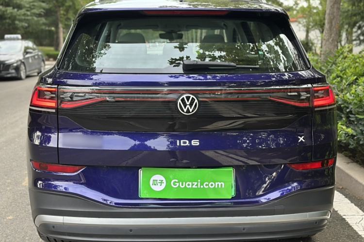 Used Volkswagen ID.6 X 2022 Smart Enjoyment Long-Range Edition
