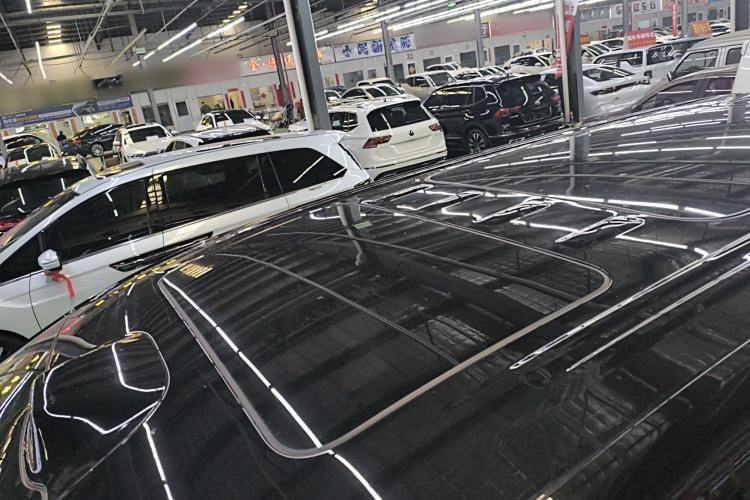 Used Denza D9 2025 DM-i Smart Drive 1020 Four-Wheel Drive Deluxe Model
