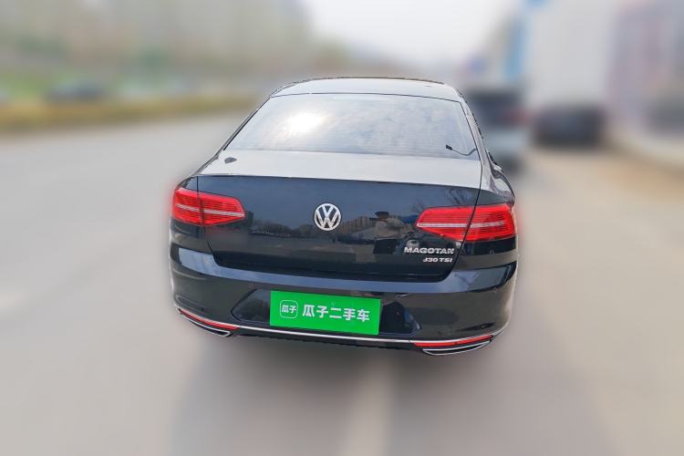 Used Volkswagen Magotan 2018 Facelift 330TSI DSG Luxury Model Rear