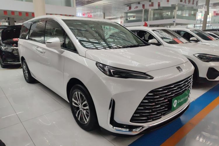 Used Buick GL8 2025 Model Land Executive Class First-Adoption Edition
