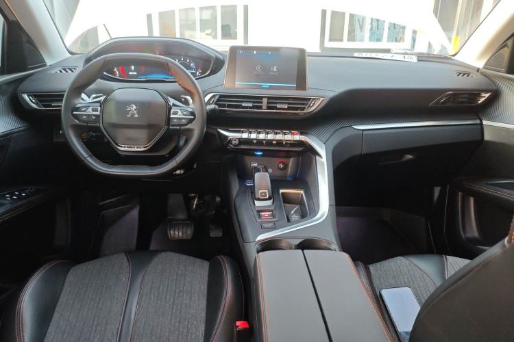 Used Peugeot 5008 2017 380THP 7-Seater Elite Edition
