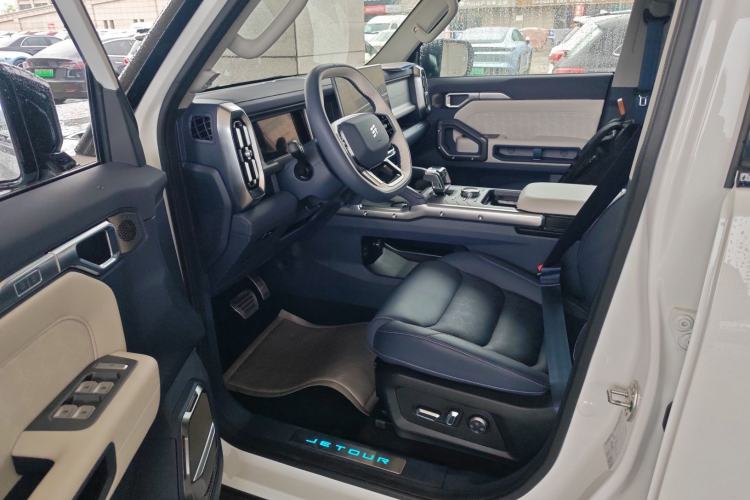 Used JETOUR Shanhai Traveler C-DM 2025 206km XWD Conquer Extended Version 7 Seats
