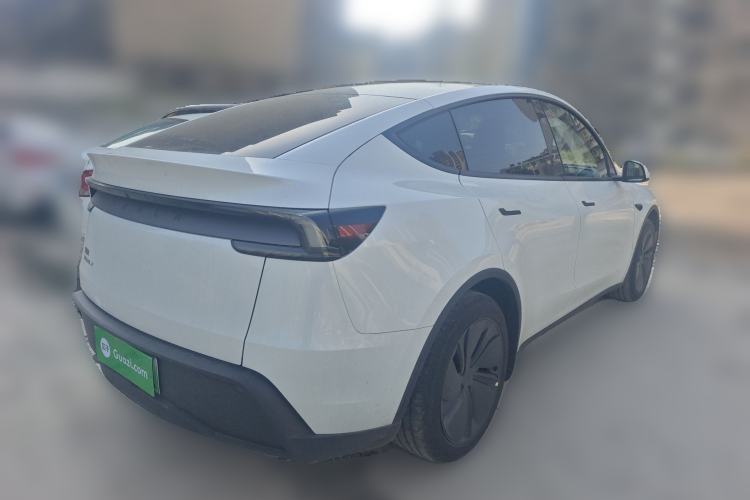 Used Tesla Model Y 2026 Rear-Drive Model
