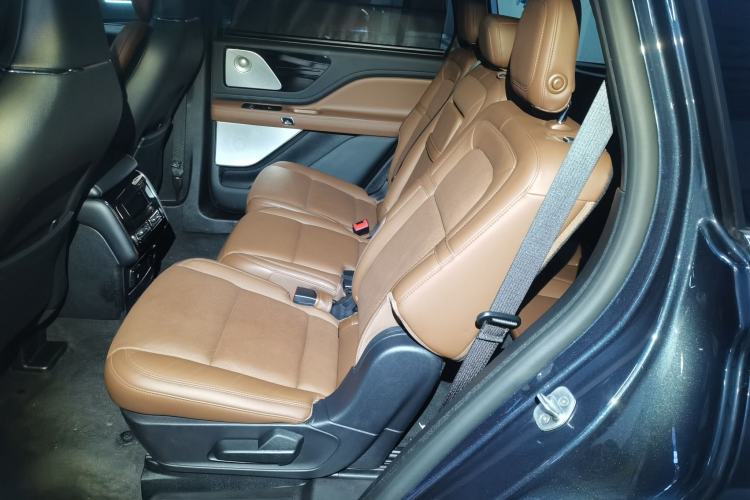 Used Lincoln Aviator 2021 3.0T V6 All-Wheel-Drive Executive Edition