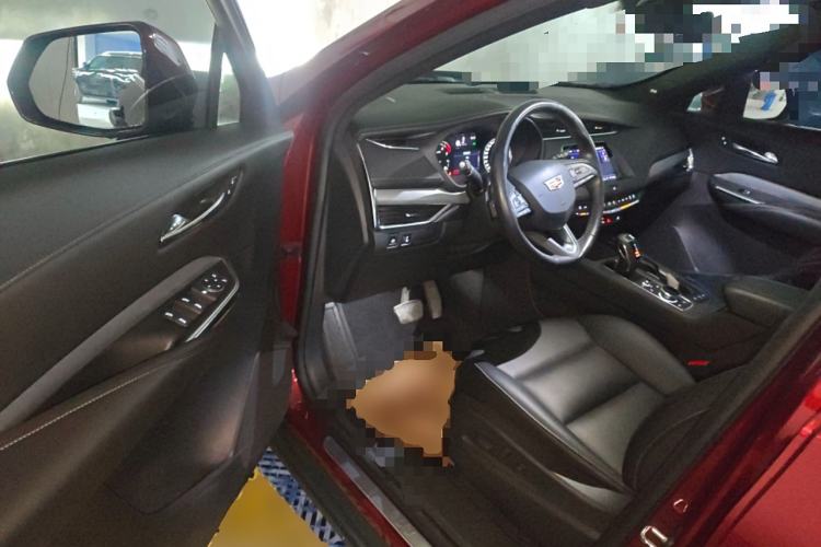 Used Cadillac XT4 2018 28T Two-Wheel-Drive Luxury Model Driver Seat