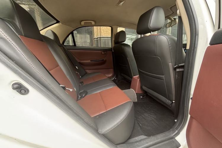 Used BYD F3 2018 1.5L Manual Classic Model Interior 4