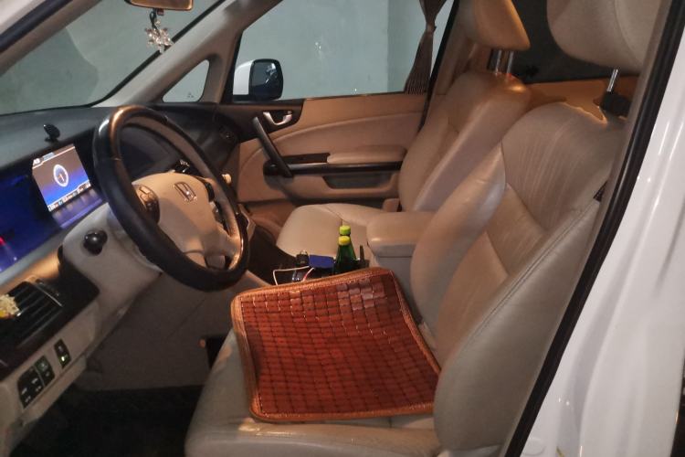 Used Honda Elysion 2015 2.4L VTi-S Prestige Edition Left Front Seat