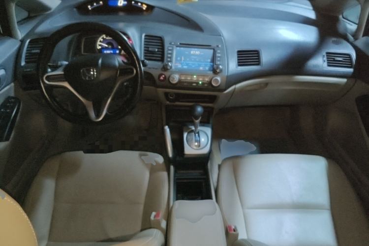 Used Honda Civic 2009 1.8L Automatic Classic Edition Center Console