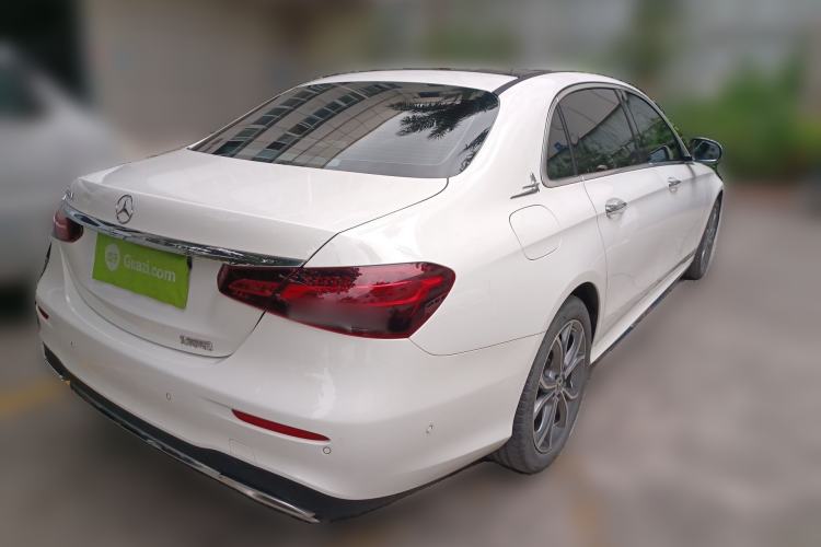 Used Mercedes-Benz E-Class 2022 Revised Version E 300 L Luxury Edition Rear Right 45 Deg