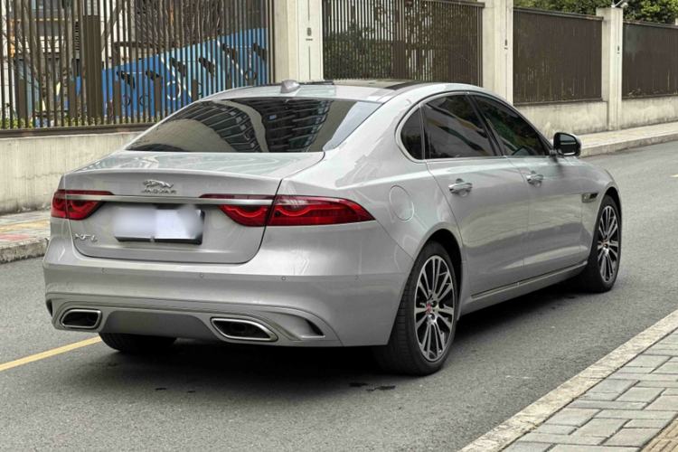 Used Jaguar XFL 2024 2.0T P250 Two-Wheel Drive Prestige Luxury Edition