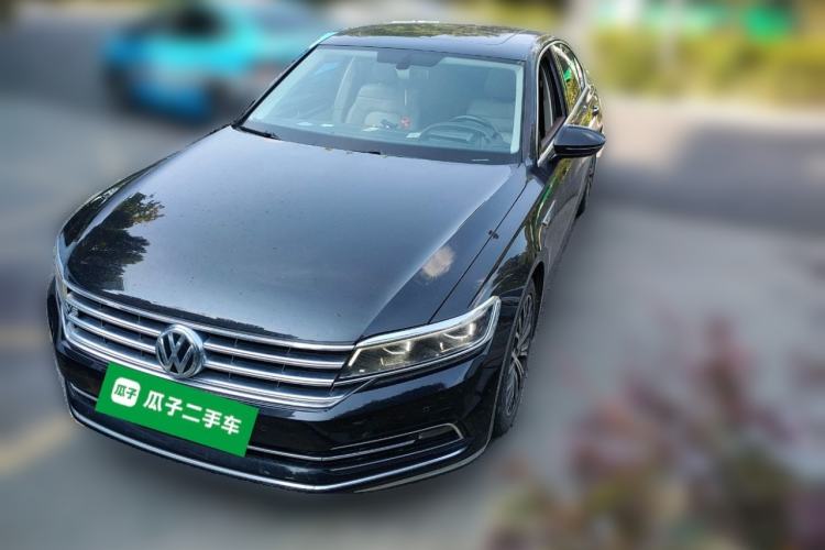 Used Volkswagen Phideon 2016 480 V6 Four-Wheel Drive Supreme Edition