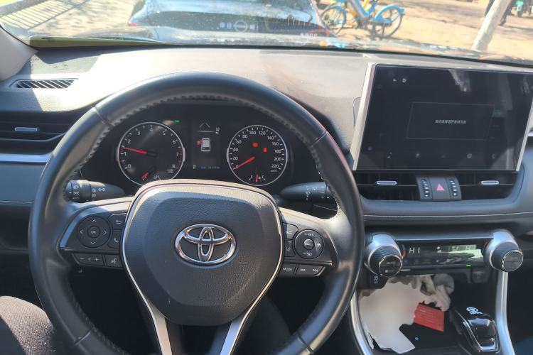 Used Toyota Wildlander 2022 2.0L CVT Two-Wheel Drive Luxury Edition