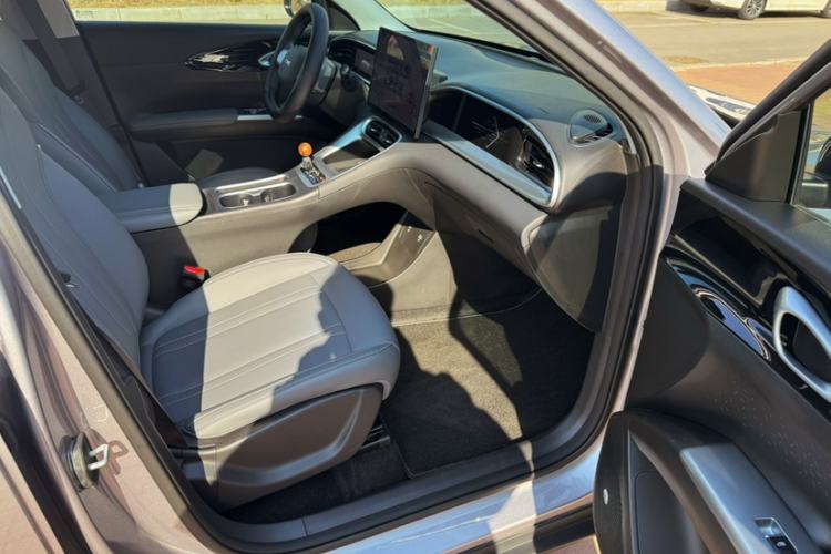 Used Geely Galaxy Geome 2026 Model 410km Exploration Edition Interior 2