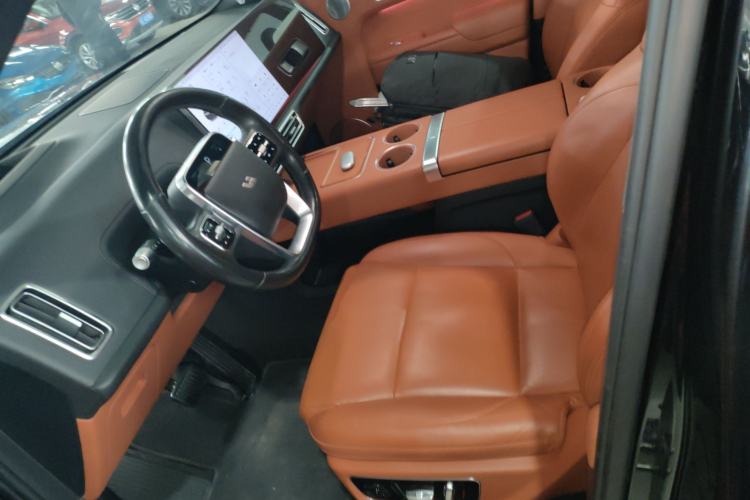 Used Li Auto L8 2023 Pro Model
