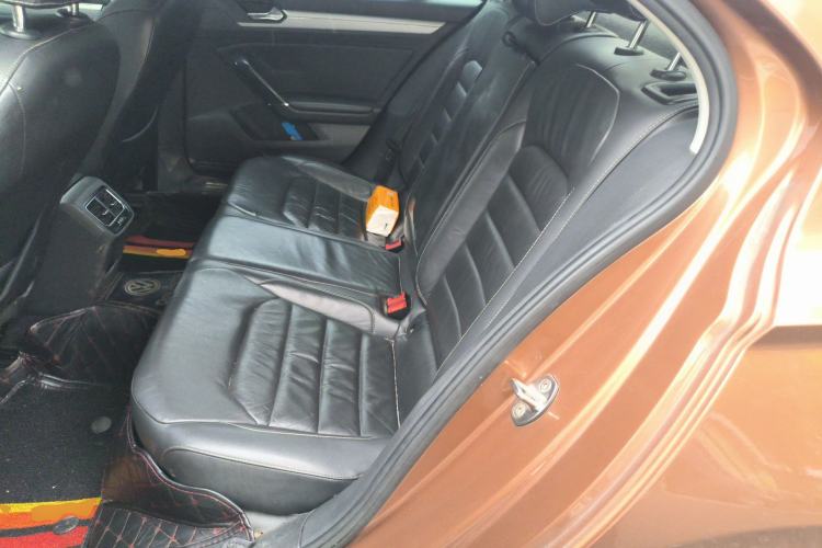 Used Volkswagen Lamando 2015 330TSI DSG Comfort Edition Left Rear Seat