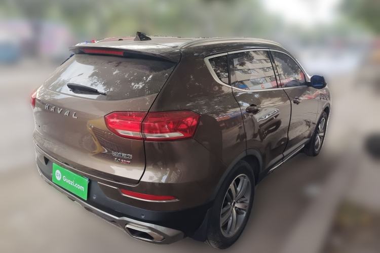 Used Haval H6 2017 Red Label 2.0T Automatic Two-Wheel Drive ZhiShang Model