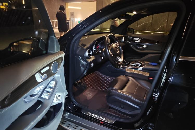 Used Mercedes-Benz GLC 2019 GLC 260 L 4MATIC Luxury Model Driver Seat