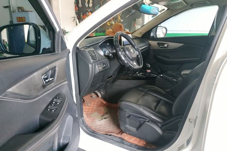 Used Dongfeng Fengon S560 2018 1.8L Manual Comfort 7-Seater
