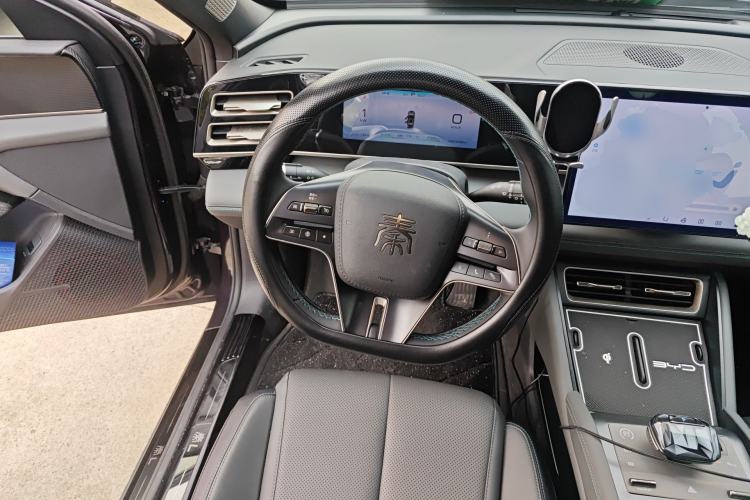Used BYD Qin L 2024 DM-i 120KM Leading Model Steering Wheel