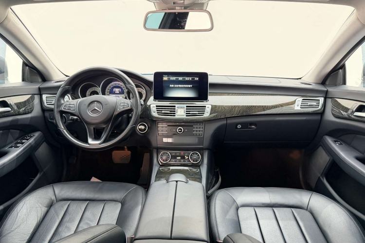 Used Mercedes-Benz CLS 2015 CLS 260 Interior 2