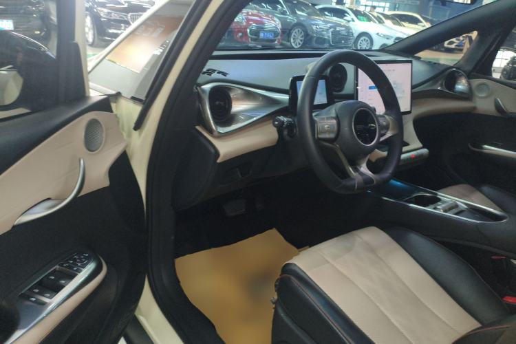 Used BYD Dolphin 2023 420 km Fashion Edition Driver Seat