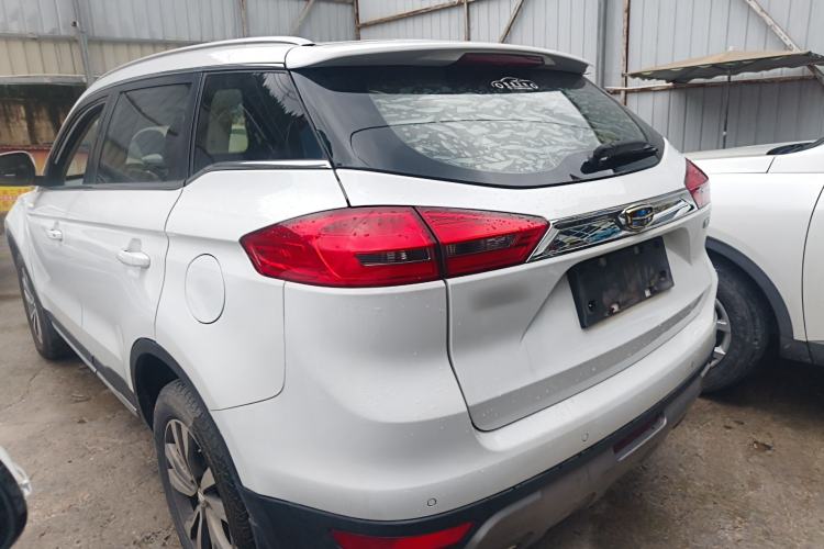 Used Geely Auto Emgrand X7 Sport 2016 2.0L Manual Smart Connect Version

