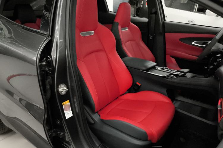 Used Changan UNI-T 2020 1.5T Prestige Version
