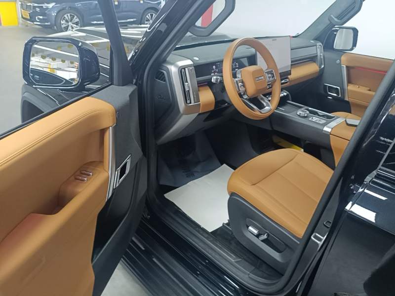 Used iCAR V27 2026 Model 200KM Four-Wheel Drive Falcon 500 — 15