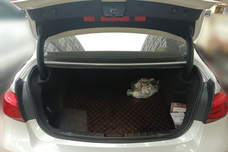 Used BMW 3 Series 2017 320Li Fashion Model Trunk