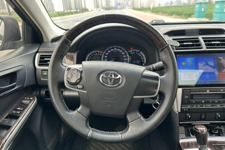 Used Toyota Camry 2016 2.0G 10th Anniversary Leading Edition