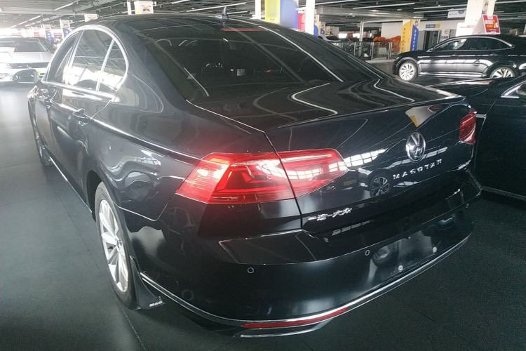 Used Volkswagen Magotan 2020 330TSI DSG Leading Model Rear Left 45 Deg