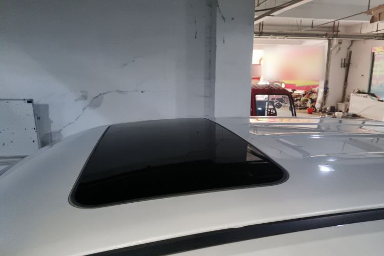 Used Changan UNI-Z New Energy 2024 Blue Whale Smart Electric iDD 125km Leading Model
