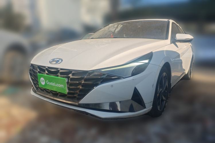 Used Hyundai Elantra 2021 1.5L CVT LUX Prestige Edition