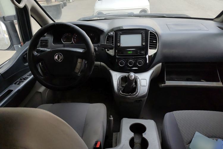 Used FORTHING Lingzhi 2014 M5 Q3 2.0L 7-seat Long-Wheelbase Comfort Version
