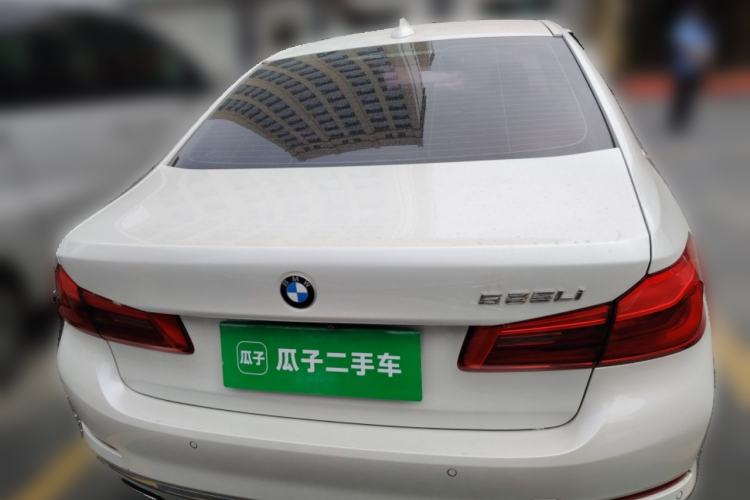 Used BMW 5 Series 2019 525Li Luxury Package