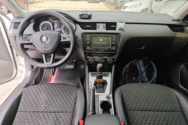 Used Skoda Octavia 2018 TSI230 DSG Luxury Edition
