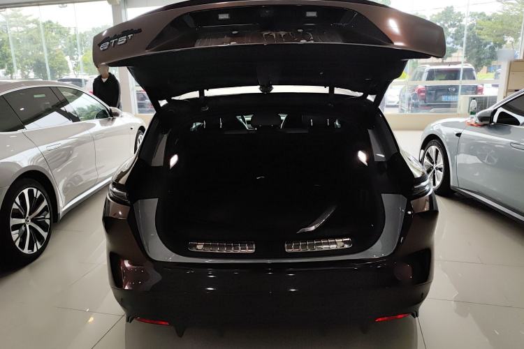 Used Nio ET5T 2024 75kWh Touring