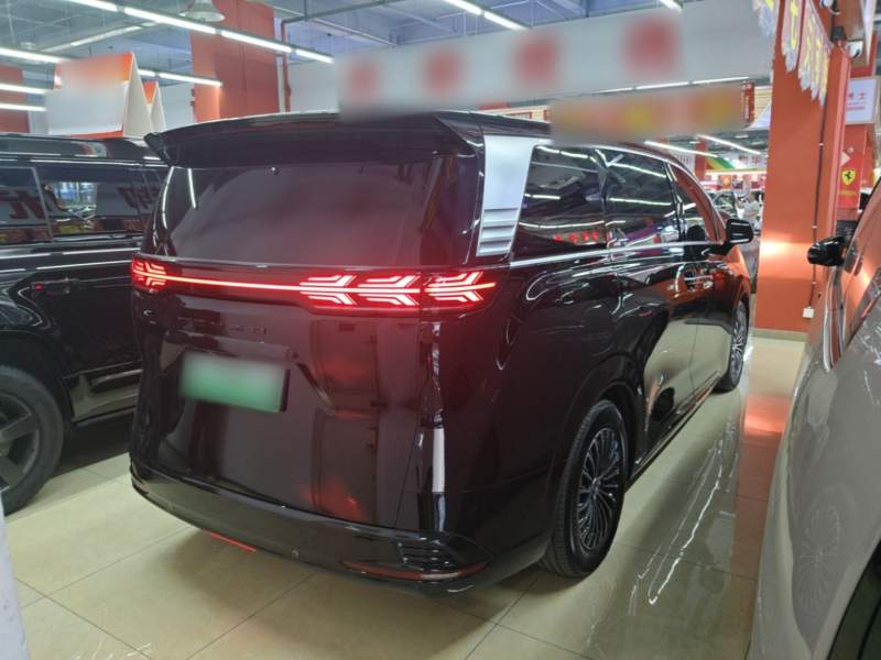 Used Denza D9 2024 DM-i 980 Four-Wheel Drive Prestige Model – Executive — 6