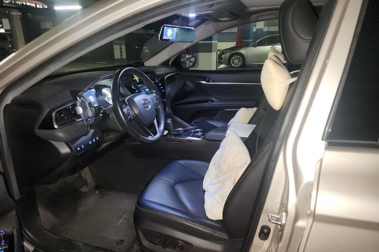 Used Toyota Camry 2019 2.5G Luxury Edition China VI Standard