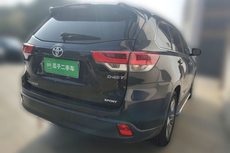 Used Toyota Highlander 2018 2.0T Two-Wheel Drive Prestige Version 7 Seats China V Emission Standard