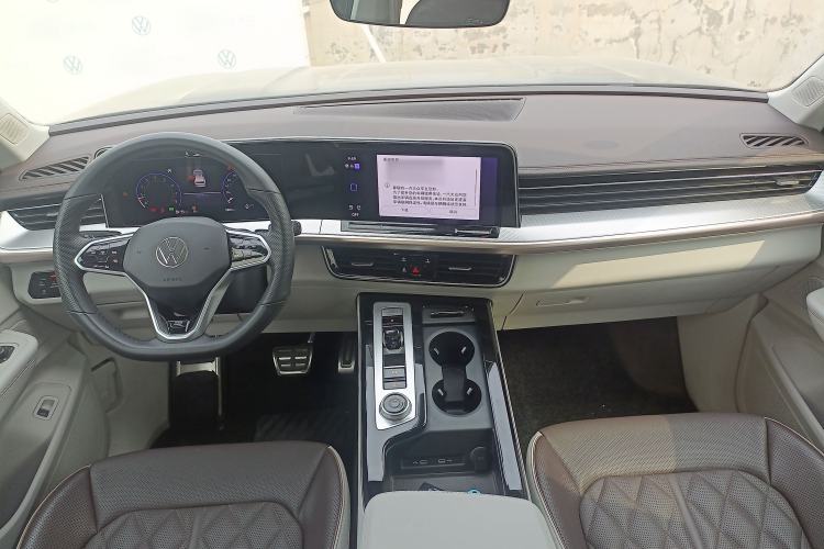 Used Volkswagen Tavendor 2023 380TSI Four-Wheel Drive R-Line Cruise Edition
