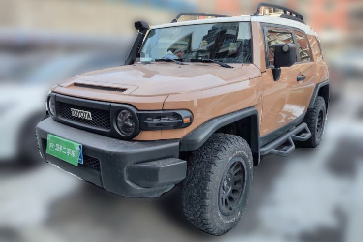 Used Toyota FJ Cruiser