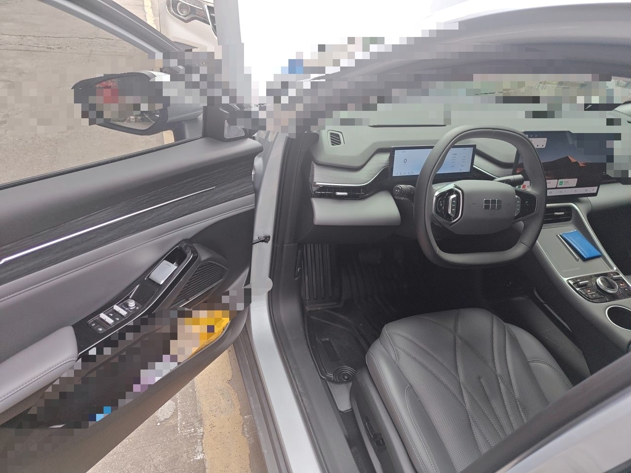 Geely Galaxy L6 2025 EM-i 140km Explorer+ Edition — снимка 16