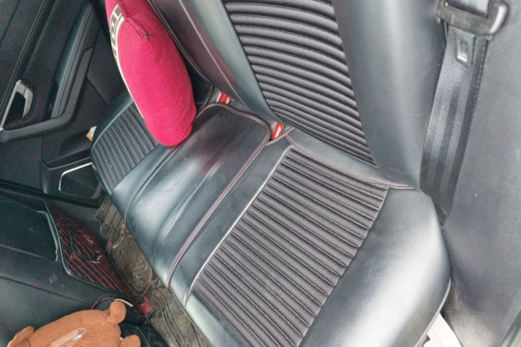 Used BYD Song Pro 2021 1.5T Automatic Luxury Model Left Rear Seat