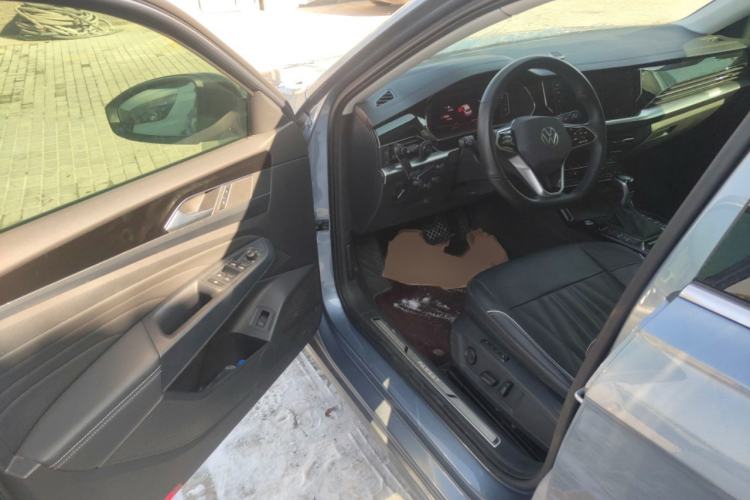 Used Volkswagen Passat 2023 330TSI Starry Luxury Edition